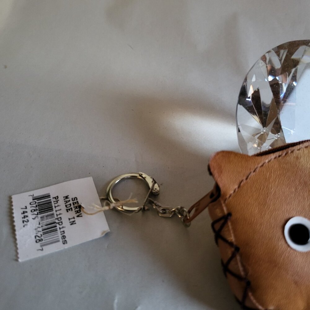 NWT VINTAGE 1970 HANDMADE LEATHER CAT KEYCHAIN COINPURSE - Picture 2 of 6